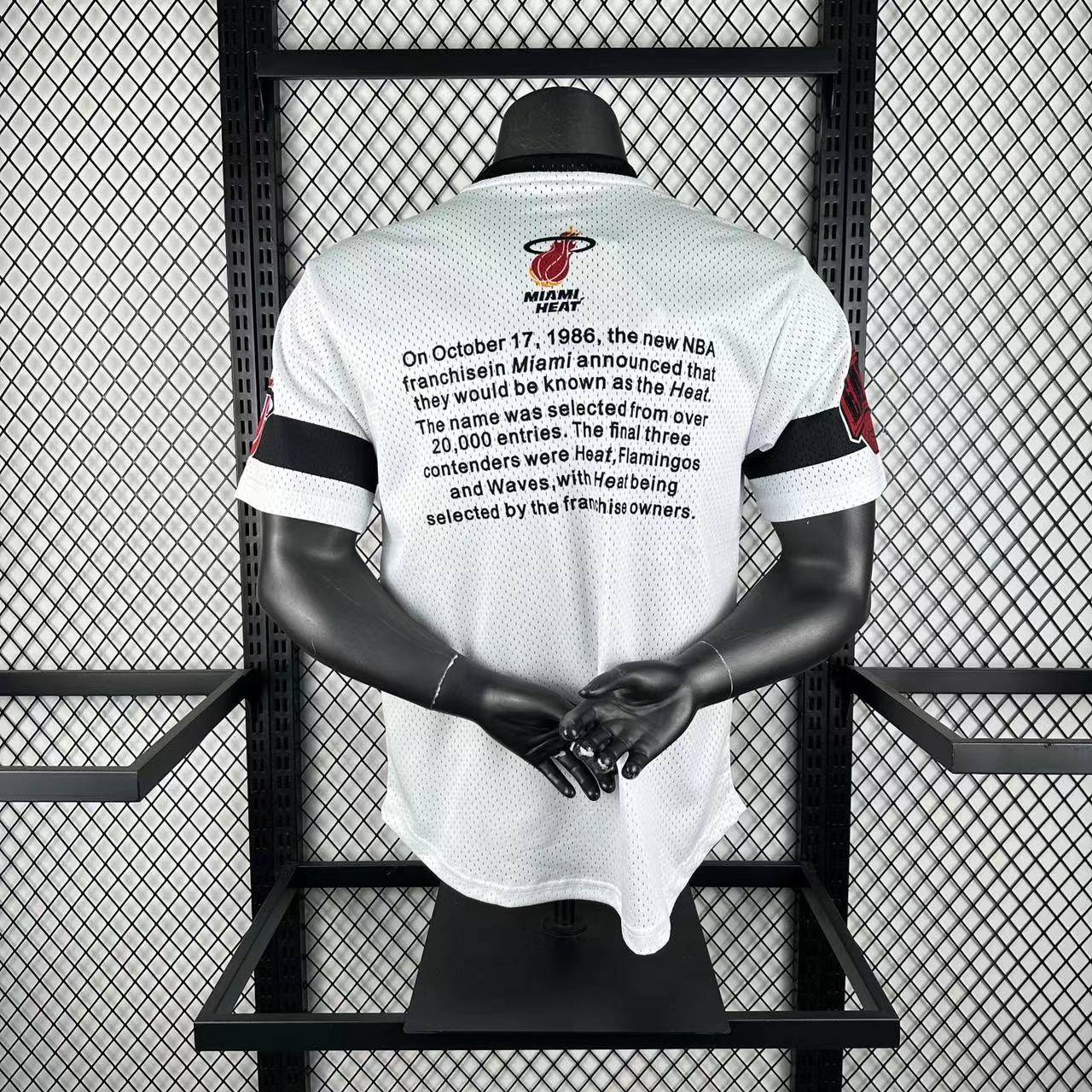 26 estilos de camisetas retro de manga corta de equipos de